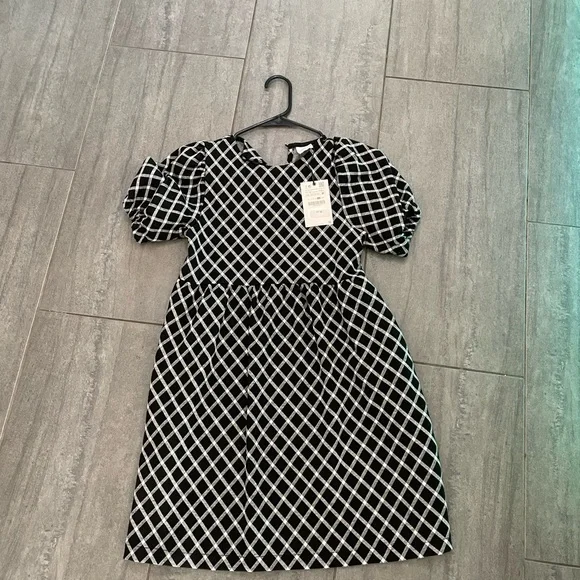 white christmas dresses Zara Girls Child Size 6 YEARS Girls Dresses & Overalls Dress –  shopchloescloset